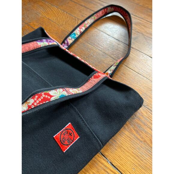 Reversible Black Canvas Tote w/Pink Floral Trim sz OS - Picture 6 of 15